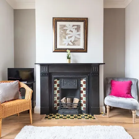 Charming Base For 5 Near Bishy Rd Pass The Keys Apartment York Exterior photo