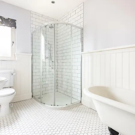 Charming Base For 5 Near Bishy Rd Pass The Keys Apartment York Exterior photo