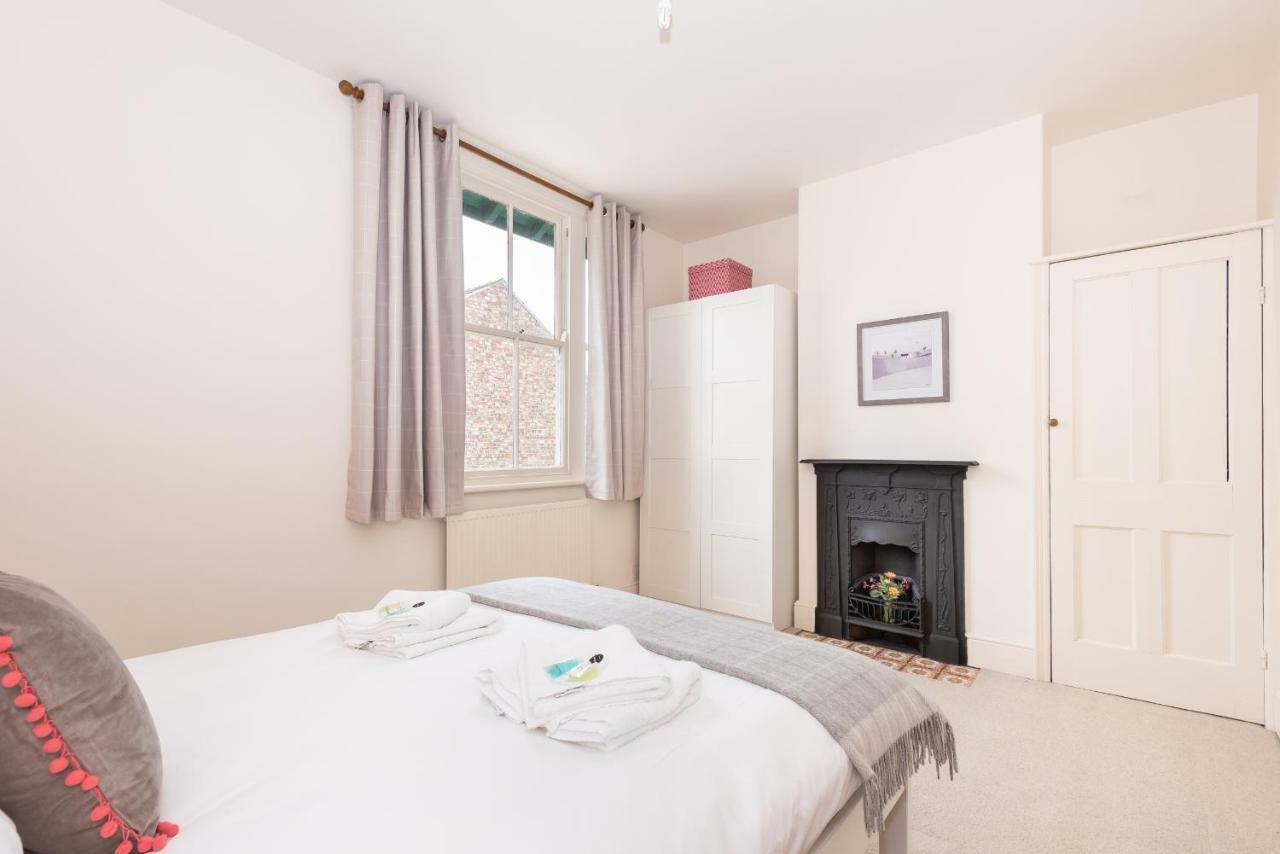 Apartment Charming Base For 5 Near Bishy Rd Pass The Keys