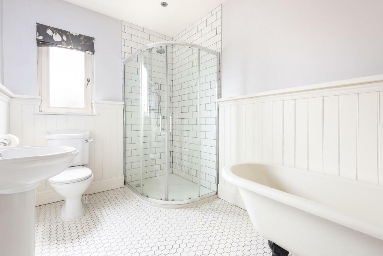 Apartment Charming Base For 5 Near Bishy Rd Pass The Keys