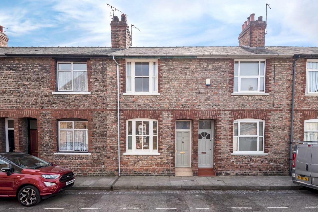 Charming Base For 5 Near Bishy Rd Pass The Keys